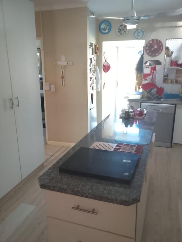 3 Bedroom Property for Sale in Gordons Bay Western Cape
